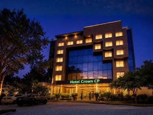 Crown Plaza