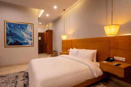 Deluxe Single Room
