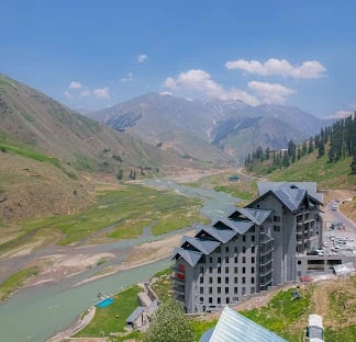 Serene Resort Naran