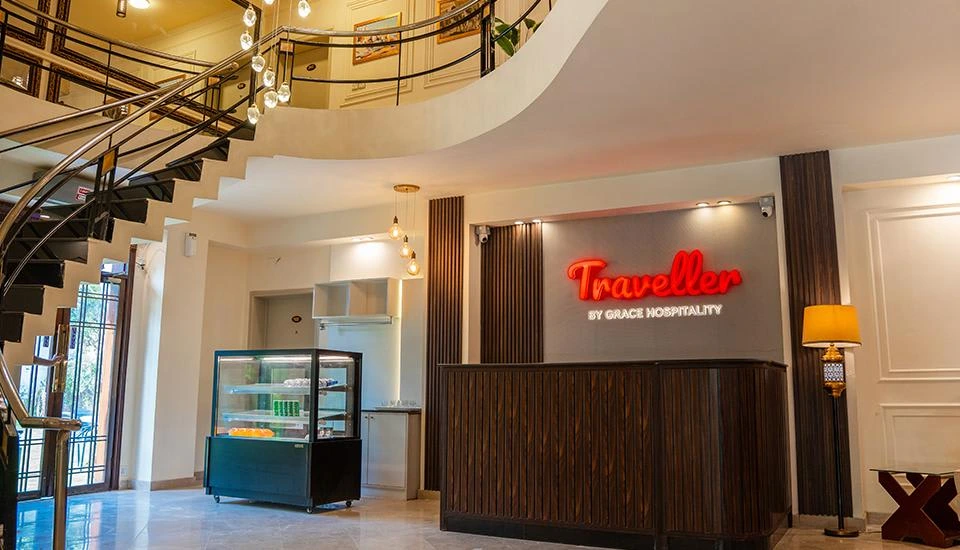 Traveller by Grace Hospitality Lahore photo 3