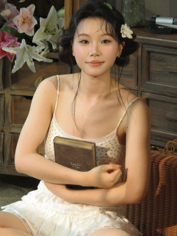 Shi Jiayi — Brand Ambassador