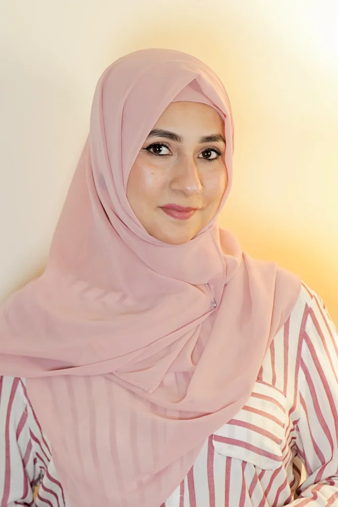 Zahra Malik — Finance Manager
